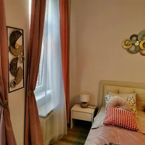  Apartamento Goldcentral Comfort Hungría